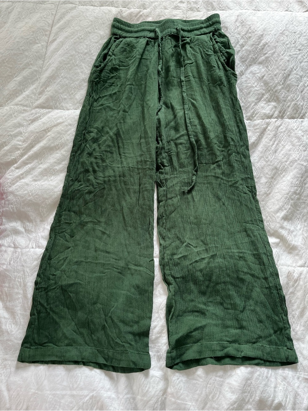 Women’s Forest Green Wide-Leg Drawstring Pants size small